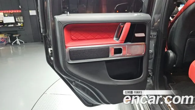 Mercedes-Benz G-Class — Фото автомобиля 22