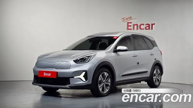 Фотография автомобиля — Kia Niro