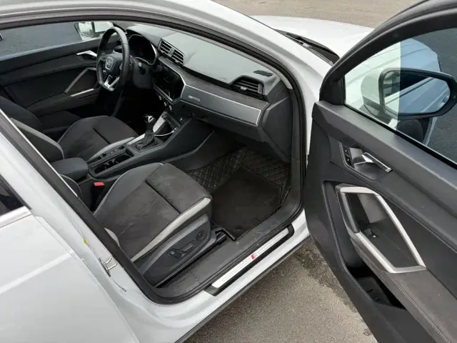 Audi Q3 — Фото автомобиля 13