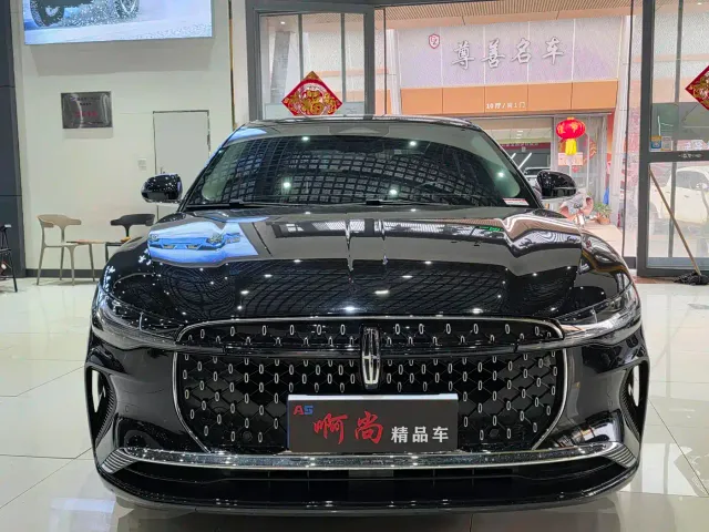 Lincoln Z — Фото автомобиля 2