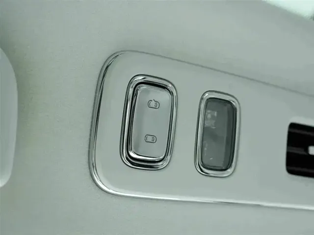 Zunjie Zunjie S800 2026 Model Extended Range Starlight Premium Edition 5-seater — Фото автомобиля 22