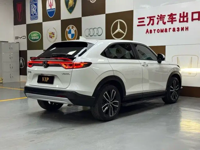Honda Vezel — Фото автомобиля 6