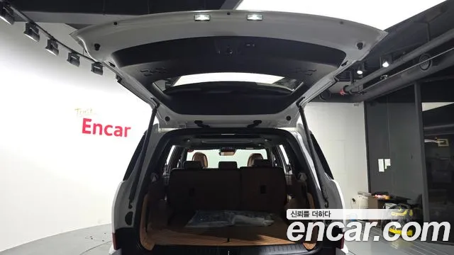 Hyundai Santafe Santa Fe (MX5) Бензин 2.5T 2WD — Фото автомобиля 29