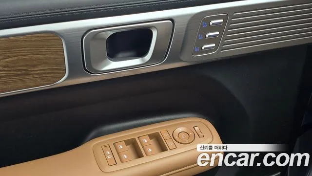 Hyundai Santa Fe MX5 — Фото автомобиля 18