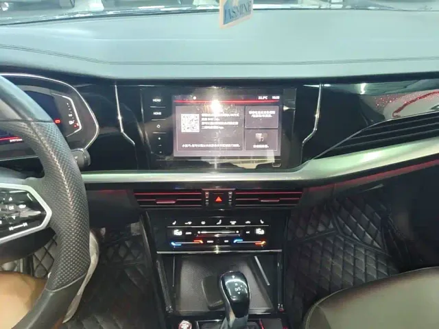 Volkswagen Passat — Фото автомобиля 12