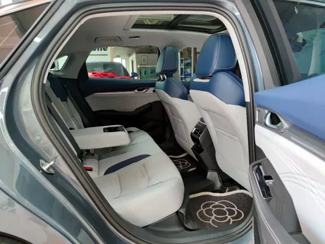Geely Xingrui — Фото автомобиля 11
