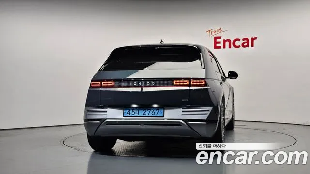 Hyundai Ioniq5 Ioniq5 Long Range AWD — Фото автомобиля 3