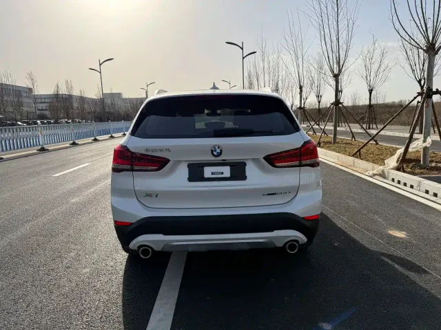 BMW X1 — Фото автомобиля 8