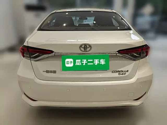 Toyota Corolla — Фото автомобиля 7