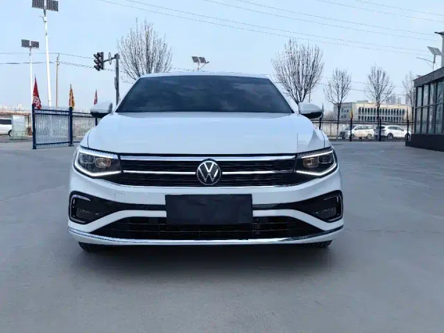 Volkswagen Bora — Фото автомобиля 2