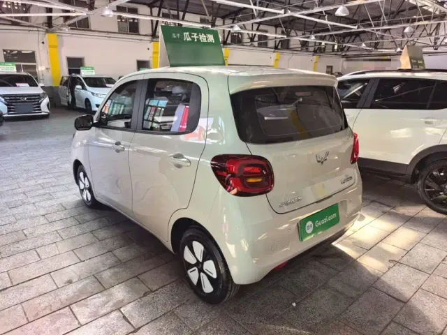 Wuling Hongguang Mini EV — Фото автомобиля 11