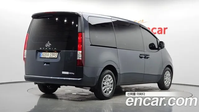 Hyundai Staria Staria Карго 3 места — Фото автомобиля 2