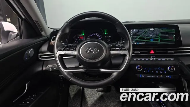 Hyundai AVANTE Avante (CN7) — Фото автомобиля 9