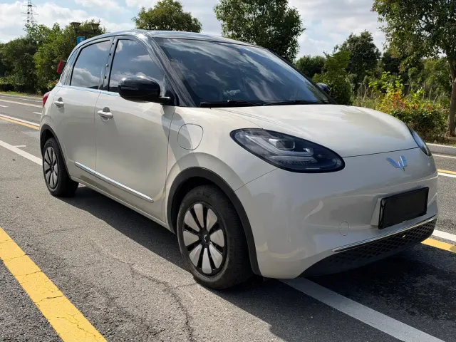 Wuling Bingo — Фото автомобиля 3