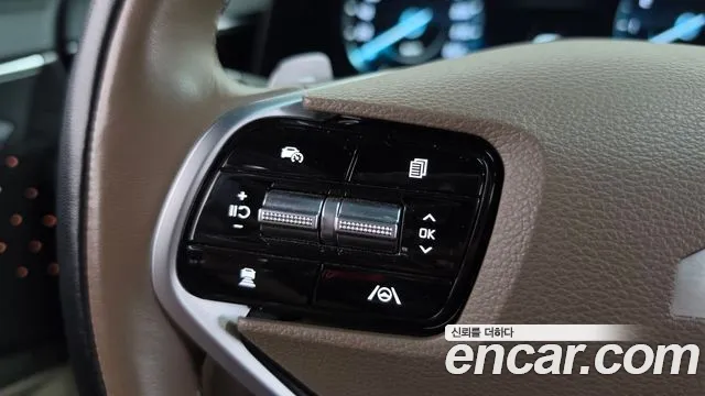 Kia K8 K8 Hybrid — Фото автомобиля 22