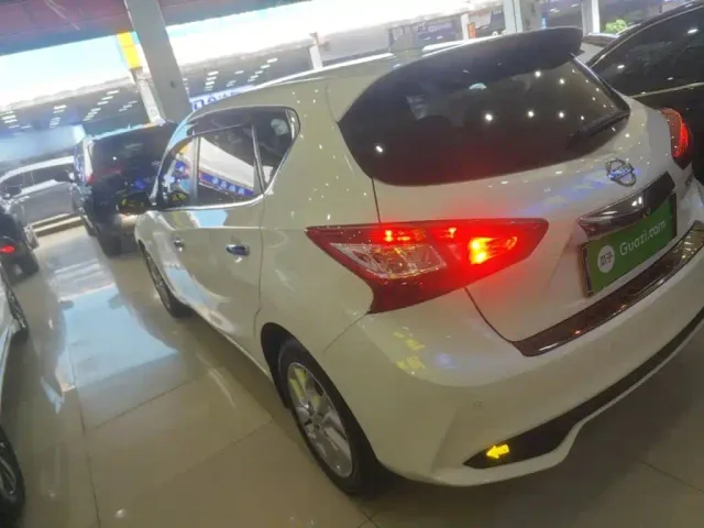 Nissan Tiida — Фото автомобиля 4