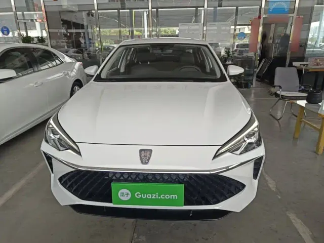 Roewe i5 — Фото автомобиля 2