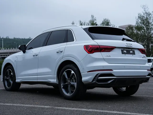 Audi Q3 — Фото автомобиля 6