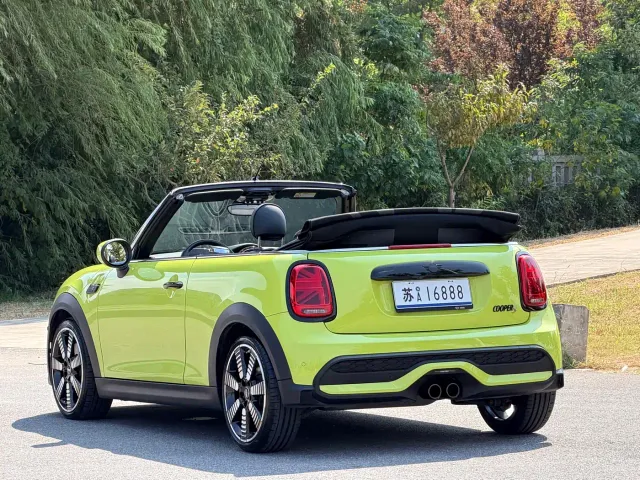 MINI Hatch — Фото автомобиля 6