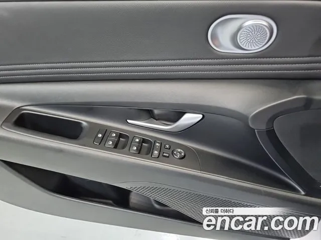 Hyundai Avante — Фото автомобиля 12