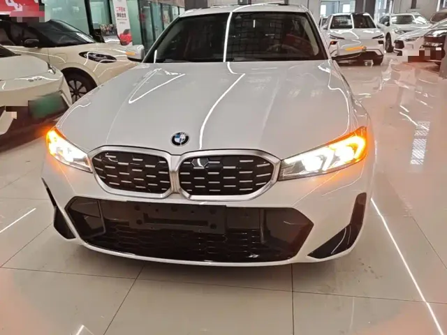 BMW 3 Series — Фото автомобиля 2
