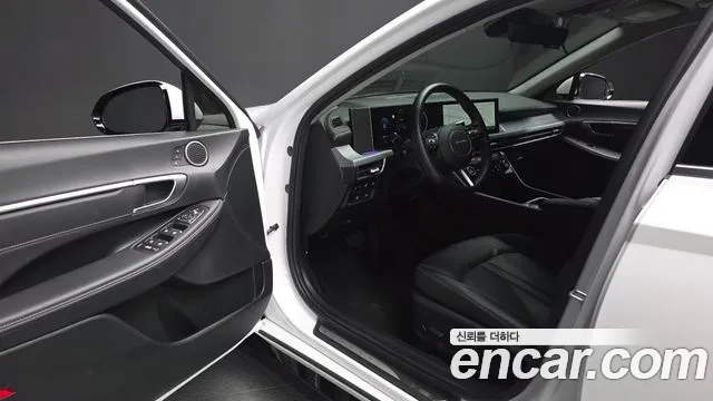 Hyundai Sonata Premium — Фото автомобиля 10