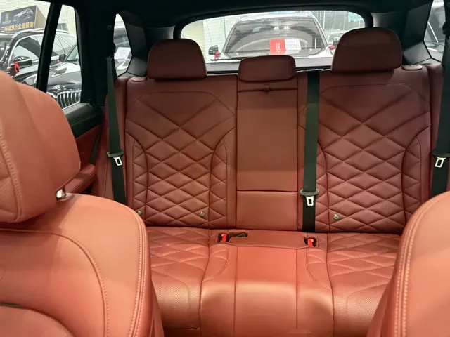 BMW X5 — Фото автомобиля 7