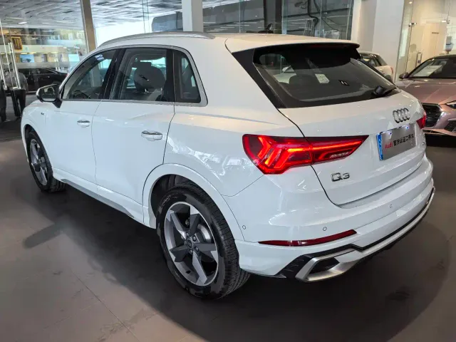 Audi Q3 — Фото автомобиля 5