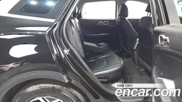 Kia Sportage Sportage 5-е поколение Дизель 2.0 2WD — Фото автомобиля 11