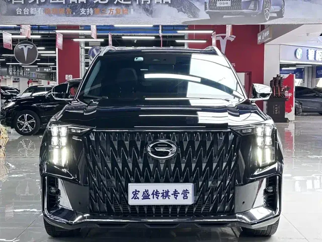GAC Trumpchi GS8 — Фото автомобиля 4