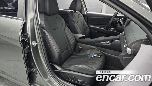 Hyundai AVANTE Avante (CN7) — Фото автомобиля 25