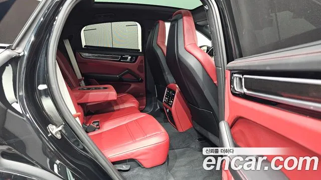 Porsche Cayenne PO536 — Фото автомобиля 12