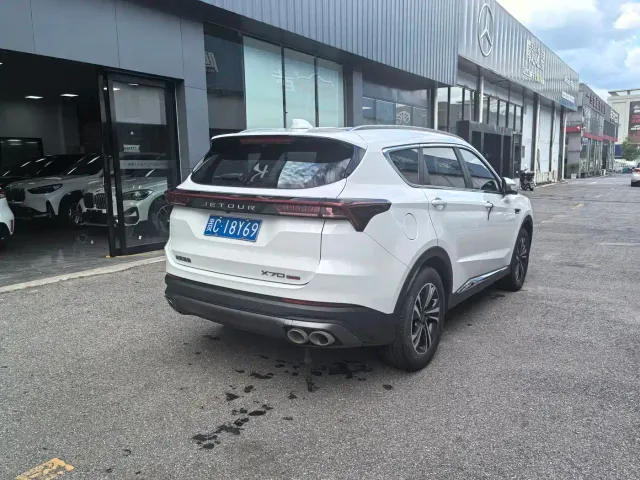 Jetour X70 Plus — Фото автомобиля 12