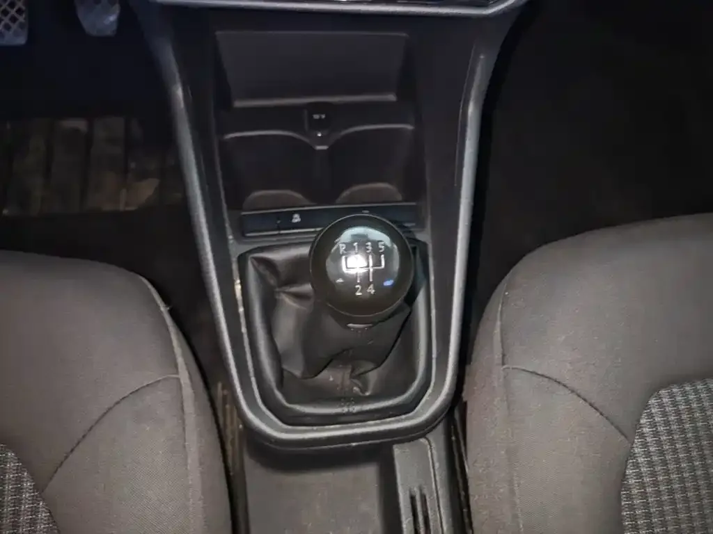 Volkswagen Santana 2021 1.5L Manual Trend Edition — Фото автомобиля 13
