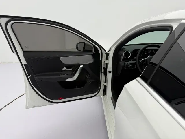 Mercedes-Benz A-Class — Фото автомобиля 22