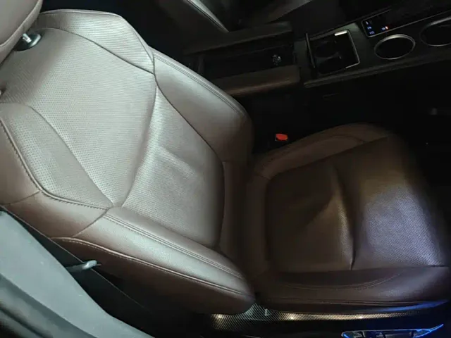 Toyota Sienna — Фото автомобиля 24