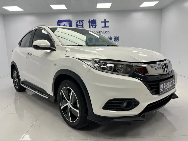 Honda Vezel — Фото автомобиля 3