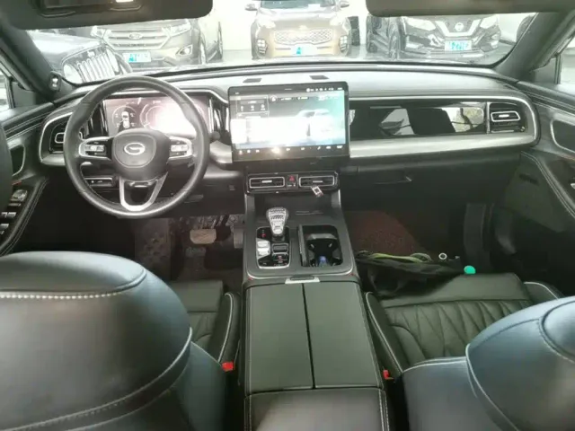 GAC Trumpchi GS8 — Фото автомобиля 9