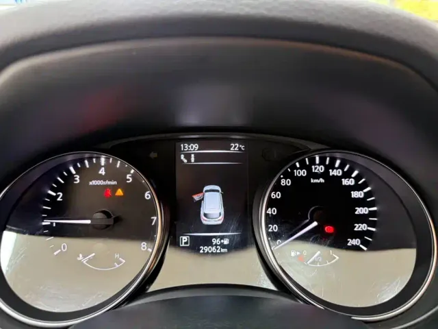 Nissan Qashqai — Фото автомобиля 10