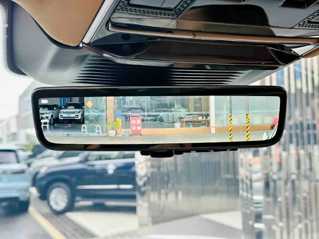 Land Rover Range Rover — Фото автомобиля 13