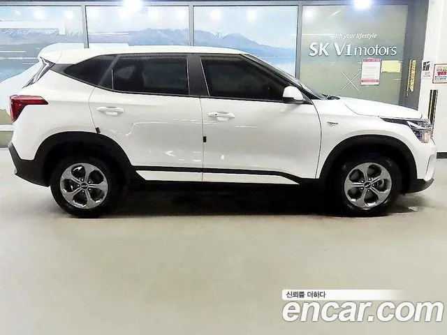 Kia Seltos Бензин 1.6 турбо 2WD — Фото автомобиля 3