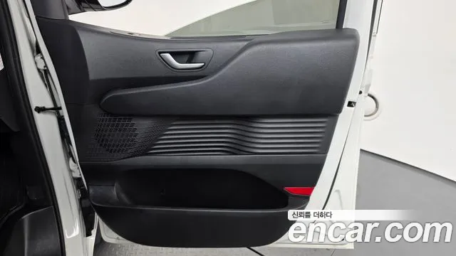 Hyundai Staria — Фото автомобиля 14