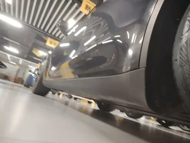 Tesla Model Y — Фото автомобиля 21