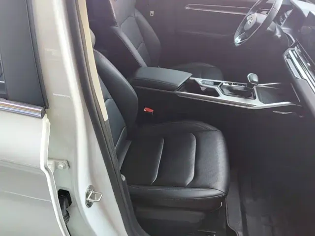 Geely Emgrand — Фото автомобиля 24