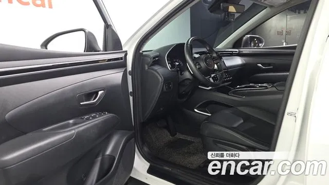 Hyundai Tucson Tucson (NX4) Бензин 1.6 турбо 2WD — Фото автомобиля 10