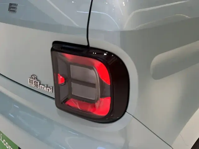 Geely Panda — Фото автомобиля 21
