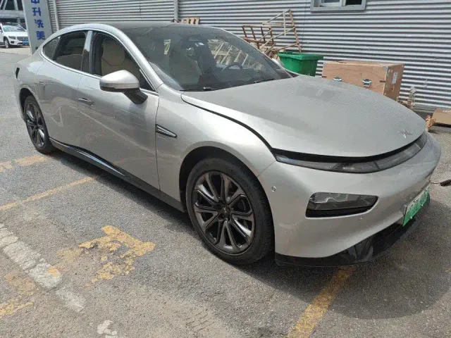 Xpeng P7 — Фото автомобиля 6