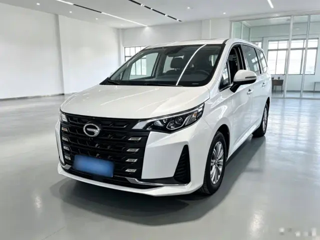 Фотография автомобиля — GAC Trumpchi M6
