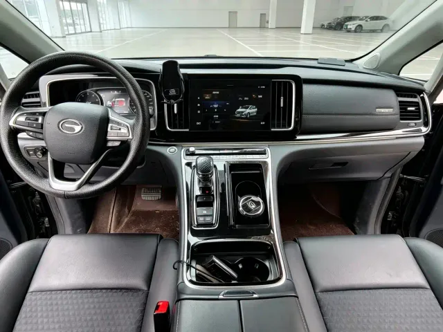 GAC Trumpchi M8 — Фото автомобиля 8