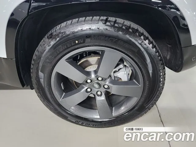 Land Rover Defender L663 — Фото автомобиля 5